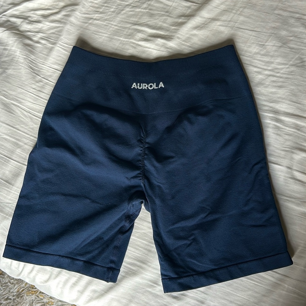 Aurola seamless shorts